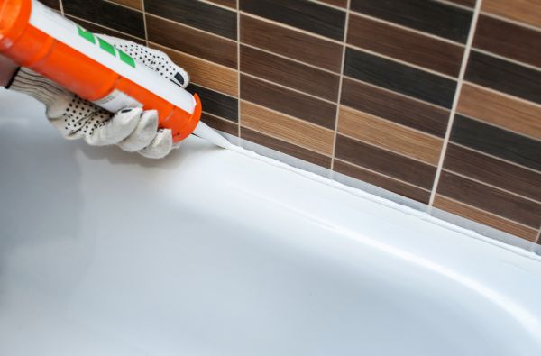 Bathtub Sealing in Hudson